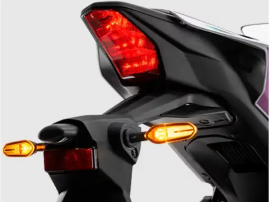 YAMAHA-YZF R3 ABS CONNECTED YAMAHA-YZF R3 ABS CONNECTED-2025