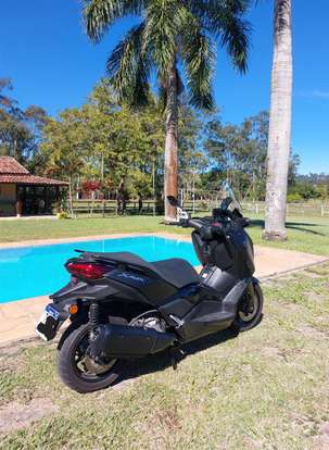 YAMAHA-XMAX 250 CONNECTED ABS-2025