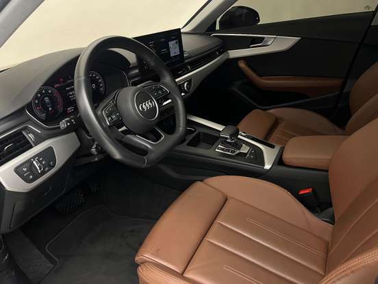 AUDI-A4-2022