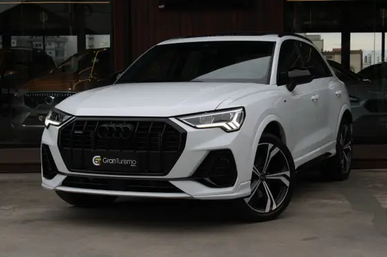 AUDI Q3 2.0 40 TFSI GASOLINA PERFORMANCE BLACK QUATTRO TIPTRONIC AUDI Q3 2.0 40 TFSI GASOLINA PERFORMANCE BLACK QUATTRO TIPTRONIC