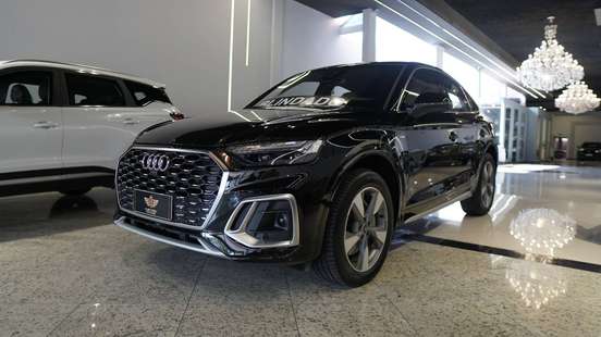 AUDI-Q5-2024