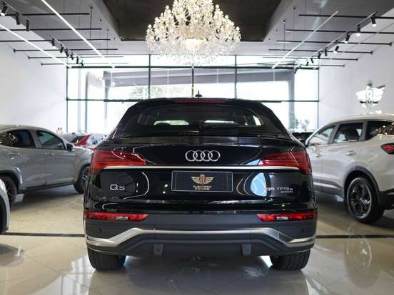AUDI-Q5-2.0 55 TFSIE PHEV SPORTBACK PERFORMANCE BLACK QUATTRO S TRONIC AUDI-Q5-2024