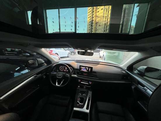 AUDI-Q5-2020