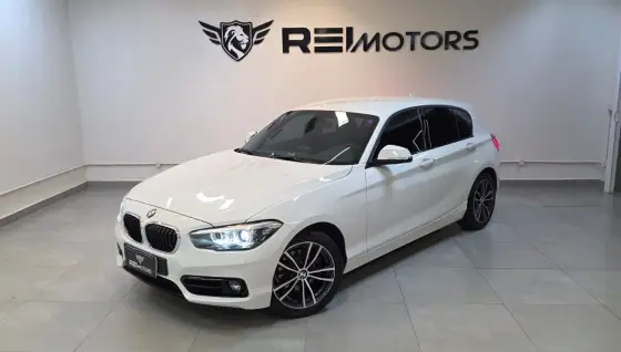 BMW 120i 2.0 16V GASOLINA SPORT 4P AUTOMÁTICO BMW 120i 2.0 16V GASOLINA SPORT 4P AUTOMÁTICO