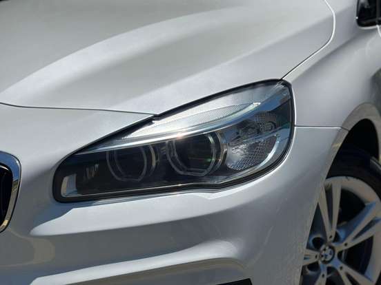 BMW-220i-2015