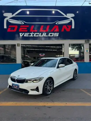 BMW 320i 2.0 16V TURBO GASOLINA SPORT GP AUTOMÁTICO BMW 320i 2.0 16V TURBO GASOLINA SPORT GP AUTOMÁTICO