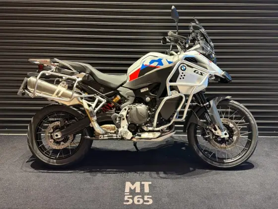 BMW F 900 GS ADVENTURE BMW F 900 GS ADVENTURE