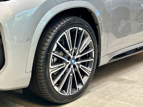 BMW-iX1-ELÉTRICO XDRIVE30 M SPORT BMW-iX1-2025