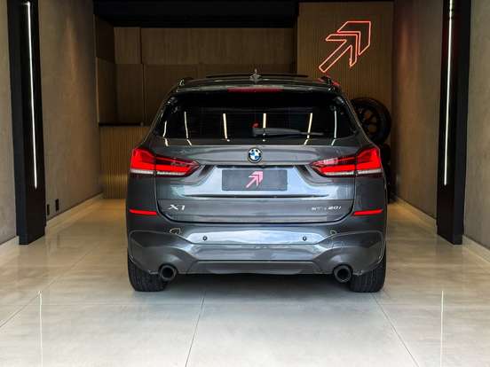 BMW-X1-2.0 16V TURBO ACTIVEFLEX SDRIVE20I M SPORT 4P AUTOMÁTICO BMW-X1-2022
