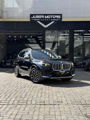 BMW-X1-2022