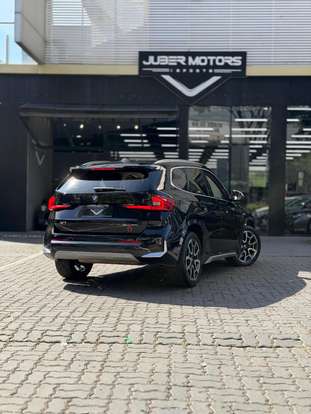 BMW-X1-2022