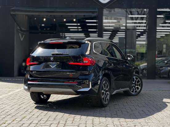 BMW-X1-2.0 16V TURBO GASOLINA SDRIVE20I X-LINE STEPTRONIC BMW-X1-2022