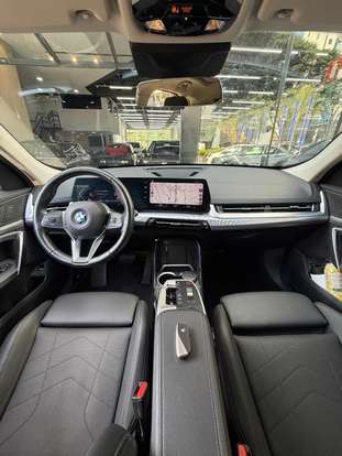 BMW-X1-2022