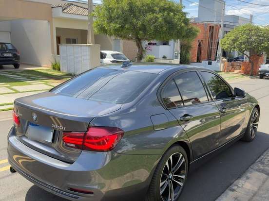 BMW-320i-2.0 SPORT 16V TURBO ACTIVE FLEX 4P AUTOMÁTICO BMW-320i-2018