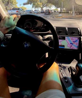 BMW-320i-2002