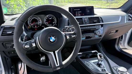 BMW-M2-3.0 24V I6 GASOLINA COMPETITION COUPÉ M DCT BMW-M2-2019