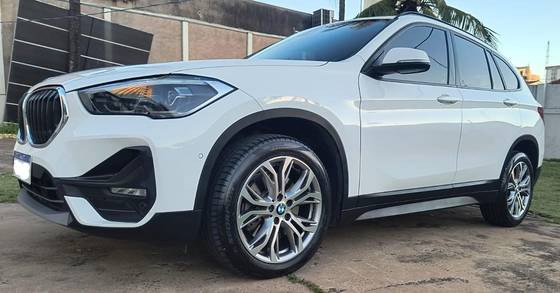 BMW X1 2.0 16V TURBO ACTIVEFLEX SDRIVE20I 4P AUTOMÁTICO