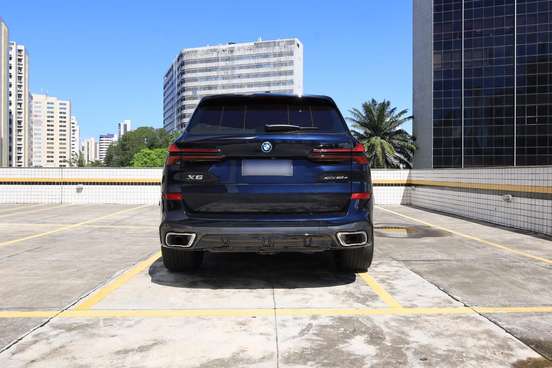 BMW-X5-2025