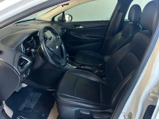 CHEVROLET-CRUZE-2018