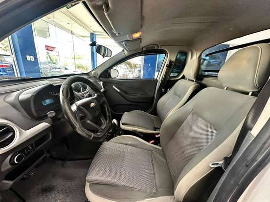 CHEVROLET-MONTANA-2015