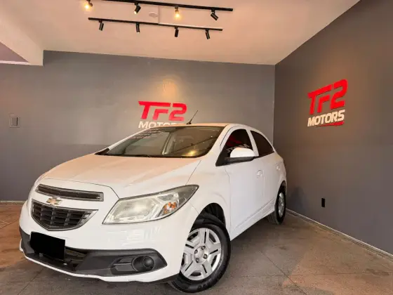 CHEVROLET ONIX 1.0 MPFI LT 8V FLEX 4P MANUAL CHEVROLET ONIX 1.0 MPFI LT 8V FLEX 4P MANUAL
