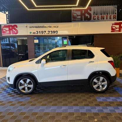 CHEVROLET-TRACKER-2013