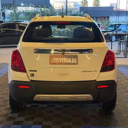 CHEVROLET-TRACKER-2013