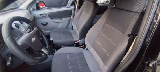 CHEVROLET-PRISMA-2011