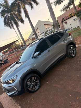 CHEVROLET-TRACKER-2023