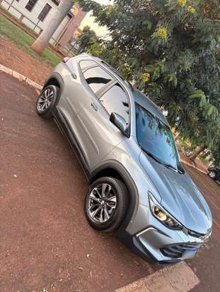 CHEVROLET-TRACKER-2023
