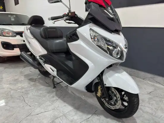 DAFRA-MAXSYM 400i-2021