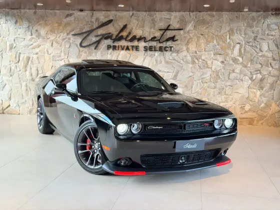 DODGE CHALLENGER 6.4 V8 HEMI GASOLINA R/T SCAT PACK TORQUEFLITE DODGE CHALLENGER 6.4 V8 HEMI GASOLINA R/T SCAT PACK TORQUEFLITE