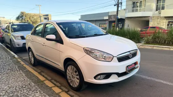 FIAT GRAND SIENA 1.6 MPI ESSENCE 16V FLEX 4P MANUAL