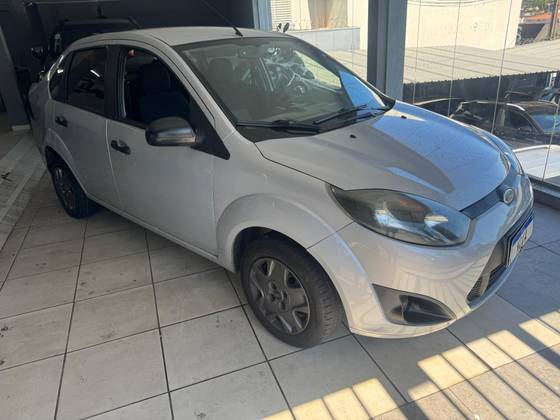 FORD FIESTA 1.6 SE SEDAN 16V FLEX 4P MANUAL