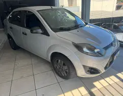 FORD FIESTA 1.6 SE SEDAN 16V FLEX 4P MANUAL FORD FIESTA 1.6 SE SEDAN 16V FLEX 4P MANUAL