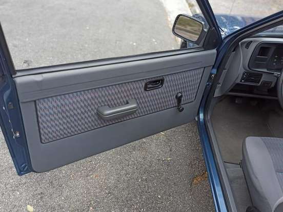 FORD-ESCORT-1.0 HOBBY 8V GASOLINA 2P MANUAL FORD-ESCORT-1995