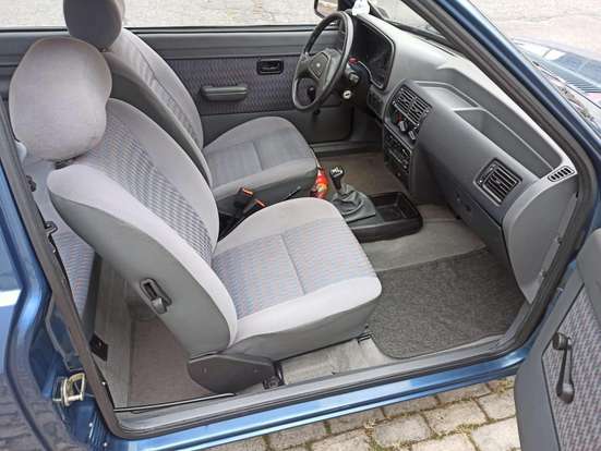 FORD-ESCORT-1995