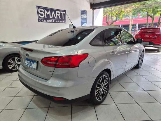 FORD-FOCUS-2.0 SE PLUS 16V FLEX 4P POWERSHIFT FORD-FOCUS-2016