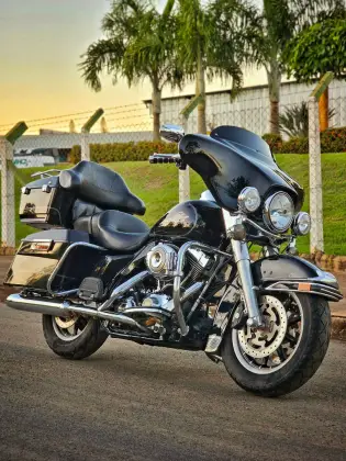 HARLEY-DAVIDSON ELECTRA GLIDE CLASSIC HARLEY-DAVIDSON ELECTRA GLIDE CLASSIC