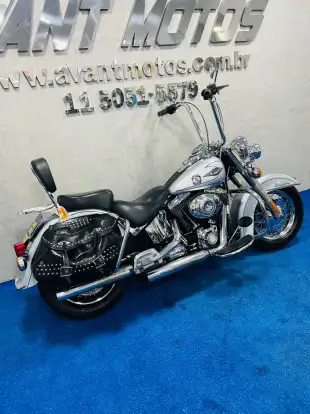 HARLEY-DAVIDSON-SOFTAIL HERITAGE CLASSIC-2011