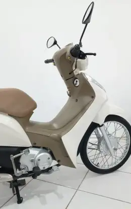 HONDA-BIZ 125 ES-2011