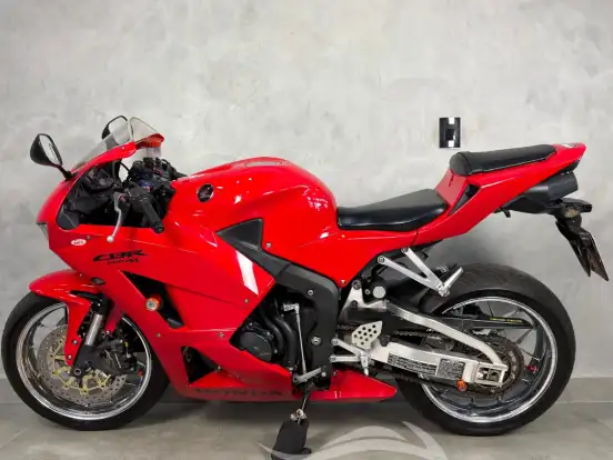 HONDA-CBR 600RR HONDA-CBR 600RR-2013