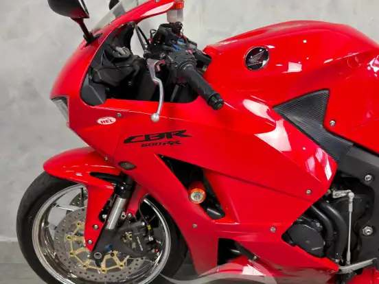 HONDA-CBR 600RR HONDA-CBR 600RR-2013