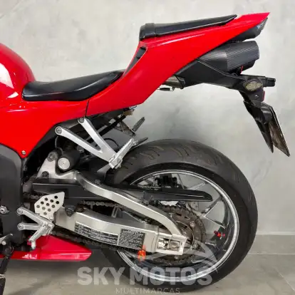 HONDA-CBR 600RR-2013