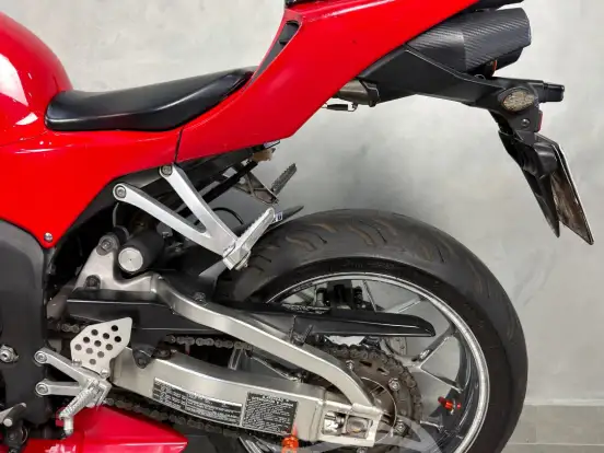 HONDA-CBR 600RR HONDA-CBR 600RR-2013