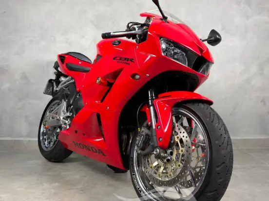 HONDA-CBR 600RR HONDA-CBR 600RR-2013