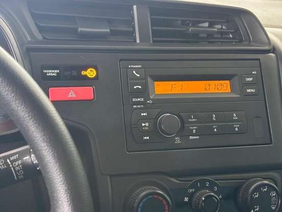HONDA-FIT-2014