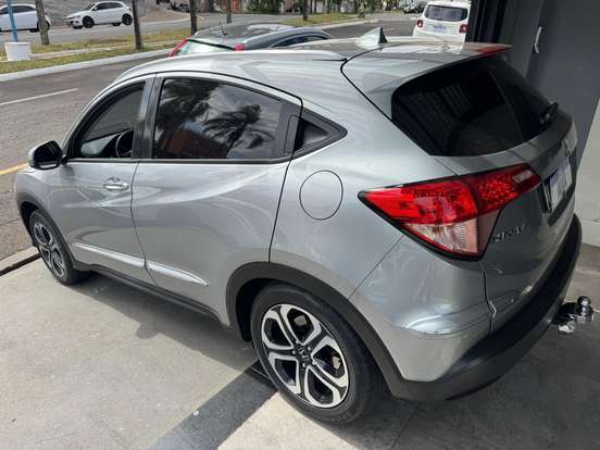 HONDA-HR-V-1.8 16V FLEX LX 4P AUTOMÁTICO HONDA-HR-V-2017
