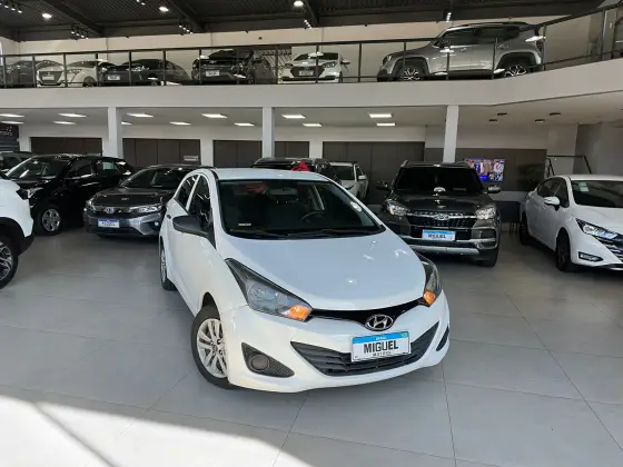 HYUNDAI HB20 1.0 COMFORT 12V FLEX 4P MANUAL HYUNDAI HB20 1.0 COMFORT 12V FLEX 4P MANUAL