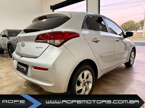 HYUNDAI-HB20-2015